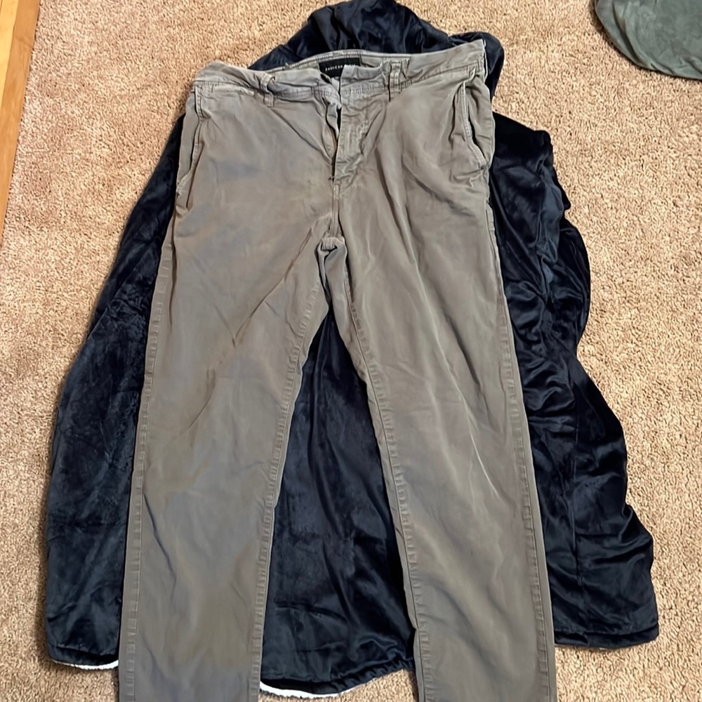 american eagle 33x30 khaki pants